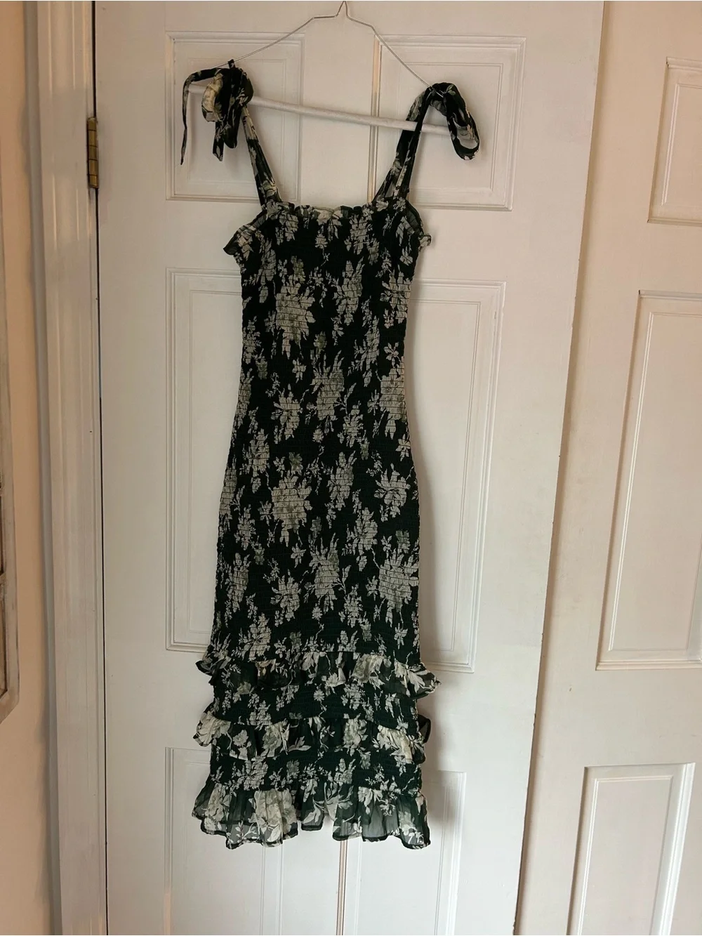 Abercrombie & Fitch dark green